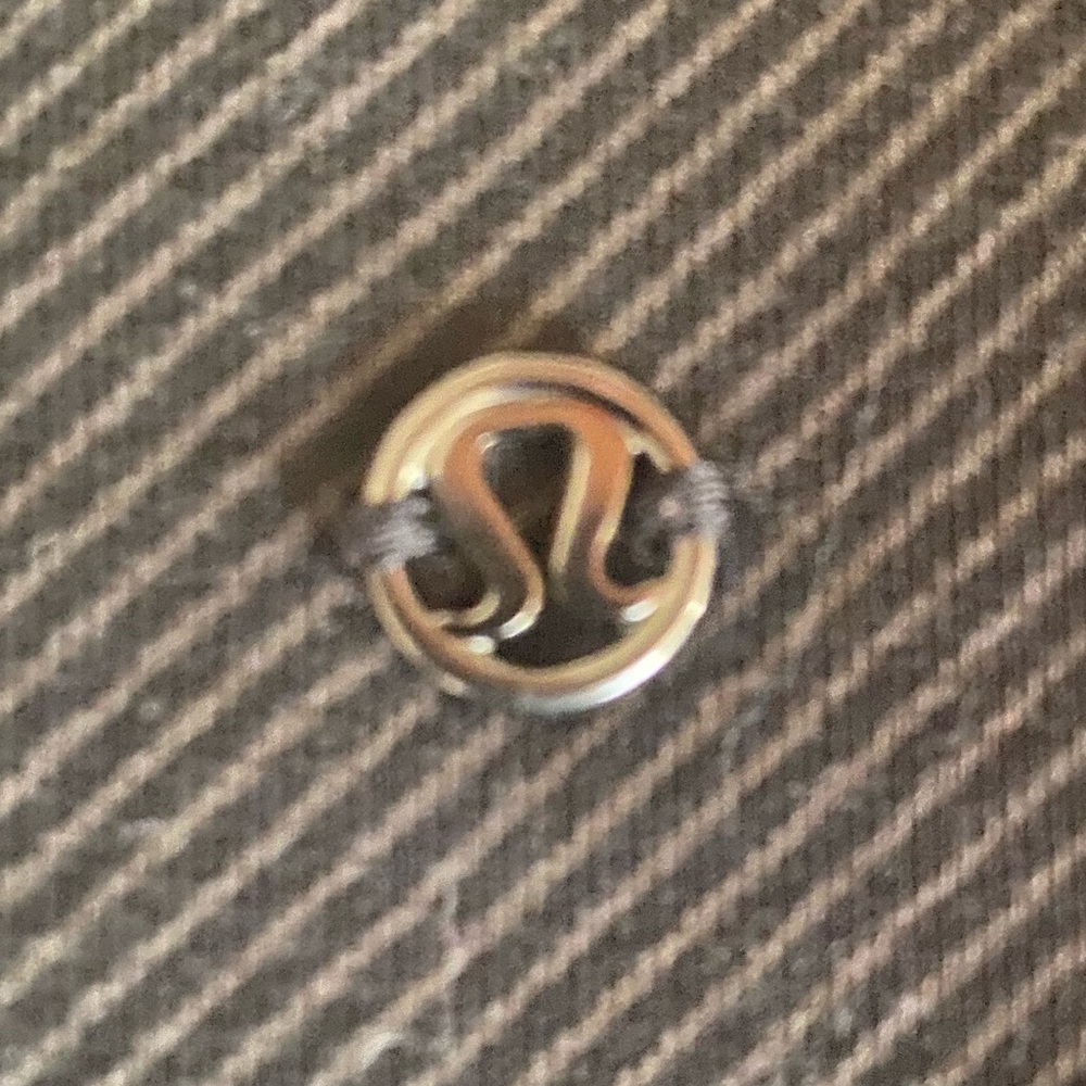 Lululemon Sweatshirt - Picture 2 of 3